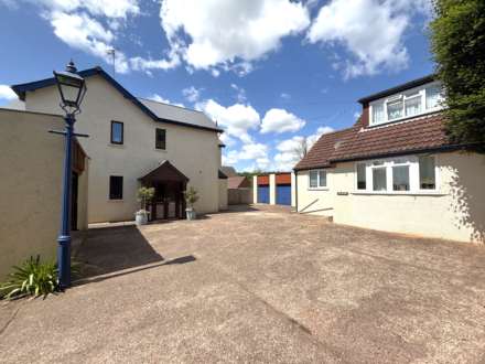 Knowle Village, Knowle, Budleigh Salterton, Image 15