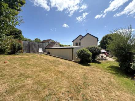 Knowle Village, Knowle, Budleigh Salterton, Image 3