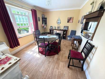 Bicton Villas, Exmouth, Image 5