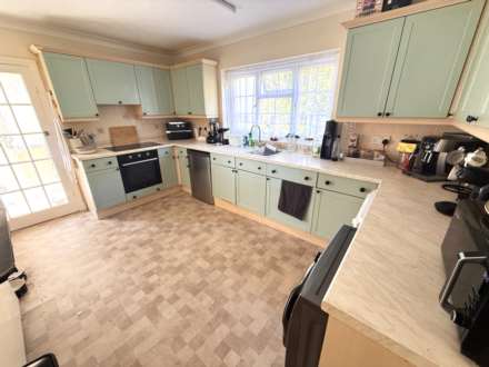 Bicton Villas, Exmouth, Image 6