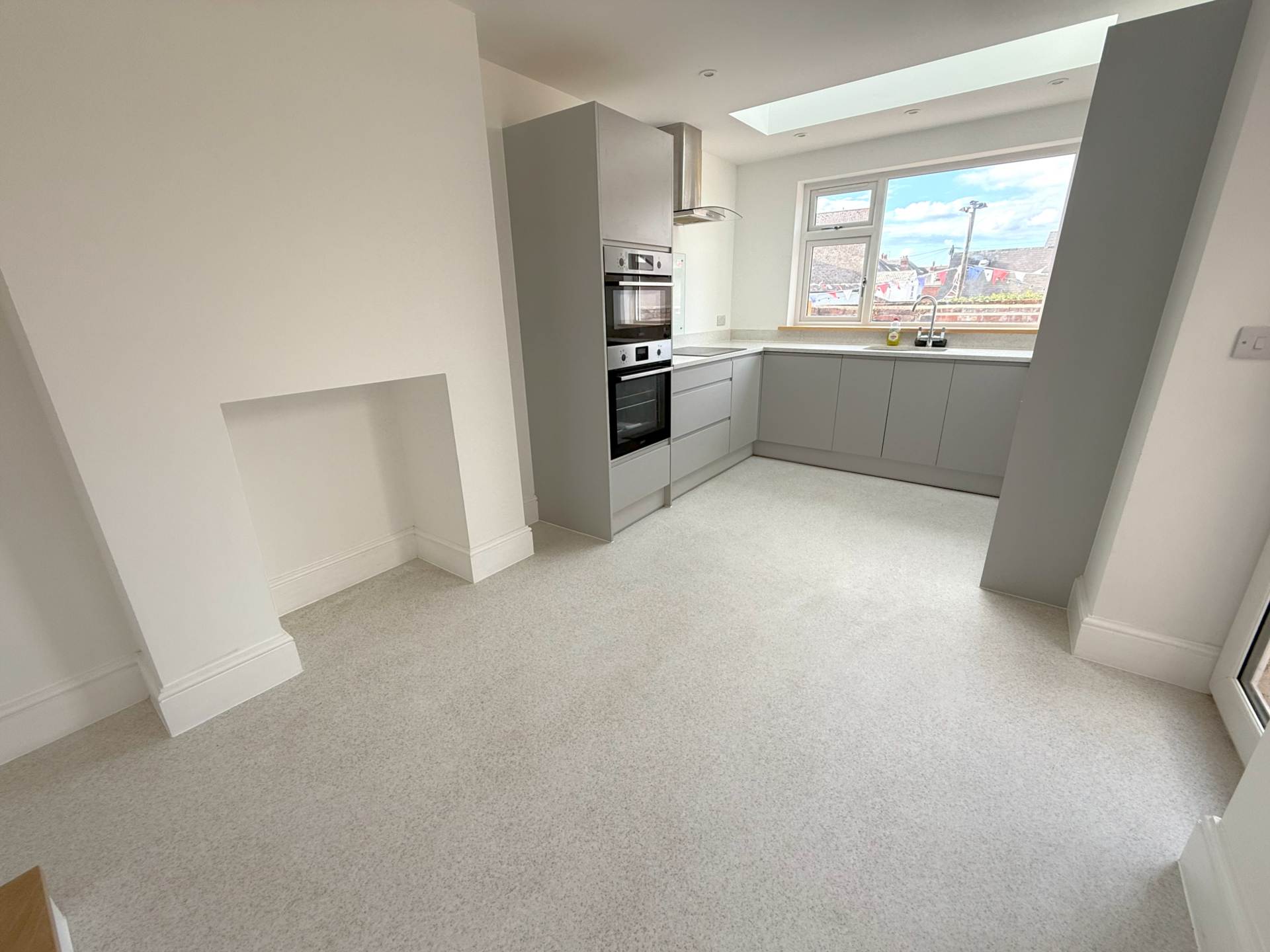 Lawn Road, Exmouth, Image 7