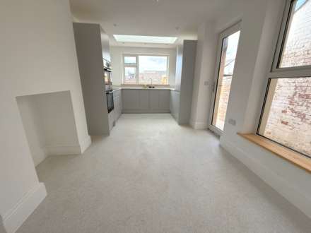 Lawn Road, Exmouth, Image 13