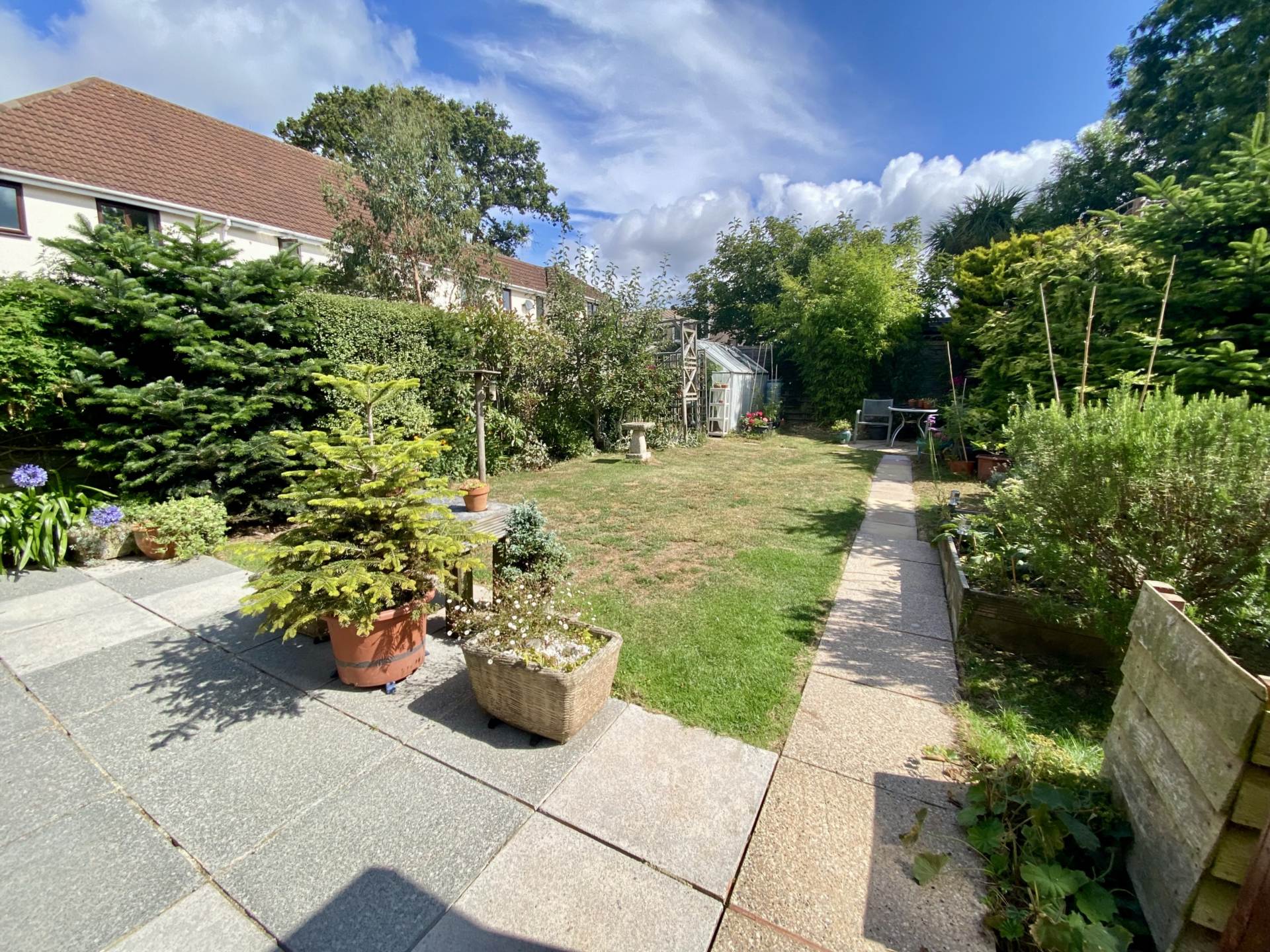 Drakes Gardens, Exmouth, Image 18