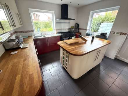 Durham Close, Exmouth, Image 6