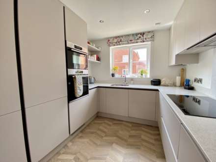 Goldcrest Road, Exmouth, Image 5