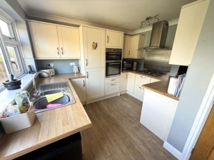 Winston Road, Exmouth, Image 5