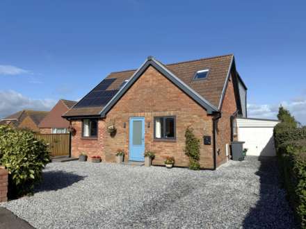 Ryll Court Drive, Exmouth, Image 1