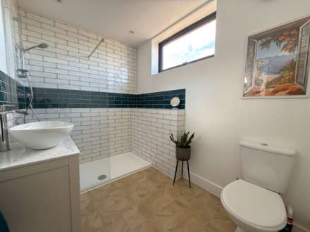 Ryll Court Drive, Exmouth, Image 10
