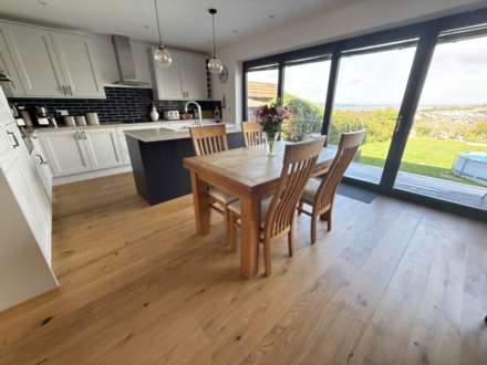 Ryll Court Drive, Exmouth, Image 2
