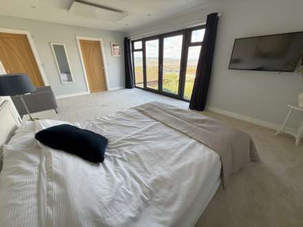 Ryll Court Drive, Exmouth, Image 7