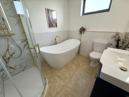 Ryll Court Drive, Exmouth, Image 9