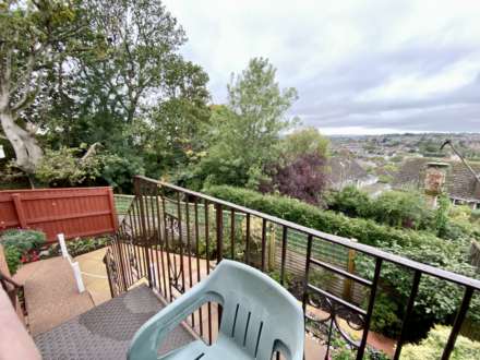 Drakes Gardens, Exmouth, Image 12