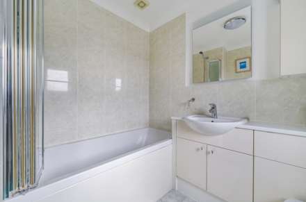 Raddenstile Lane, Exmouth, Image 10