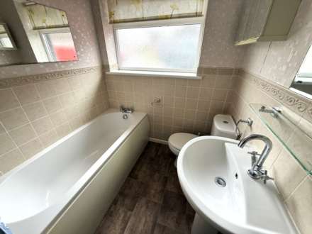 Halsdon Avenue, Exmouth, Image 8