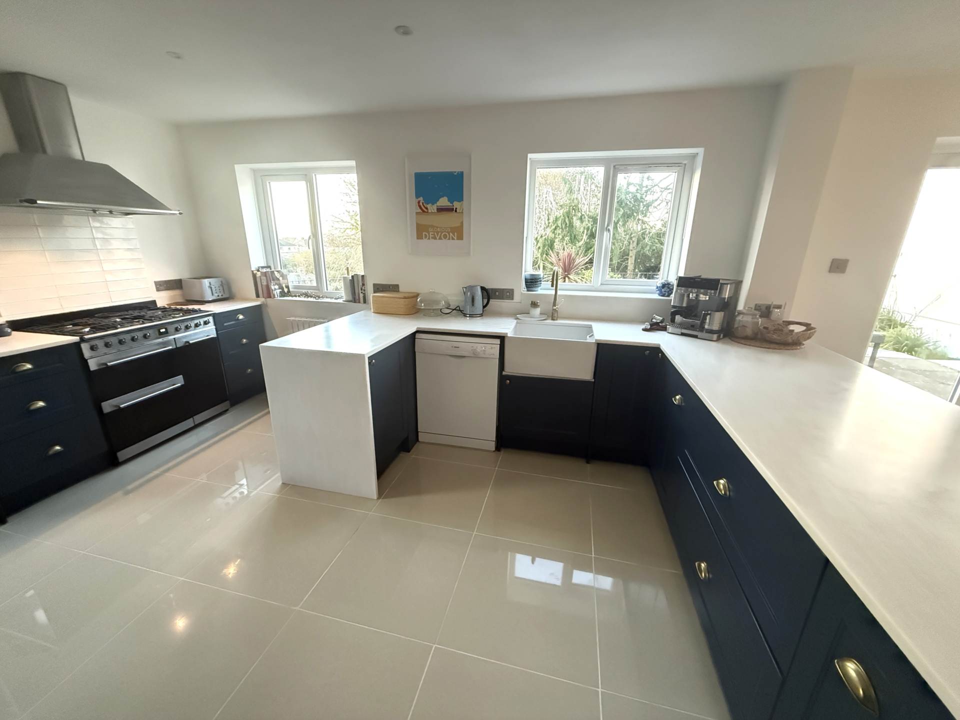 Avondale Road, Exmouth, Image 2