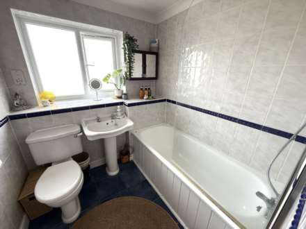 Avondale Road, Exmouth, Image 10