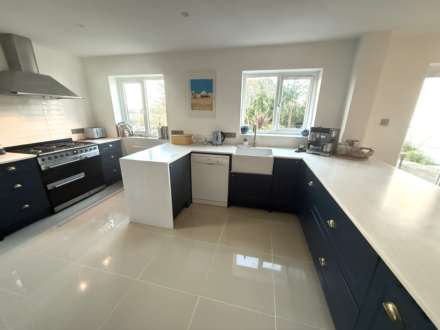 Avondale Road, Exmouth, Image 2