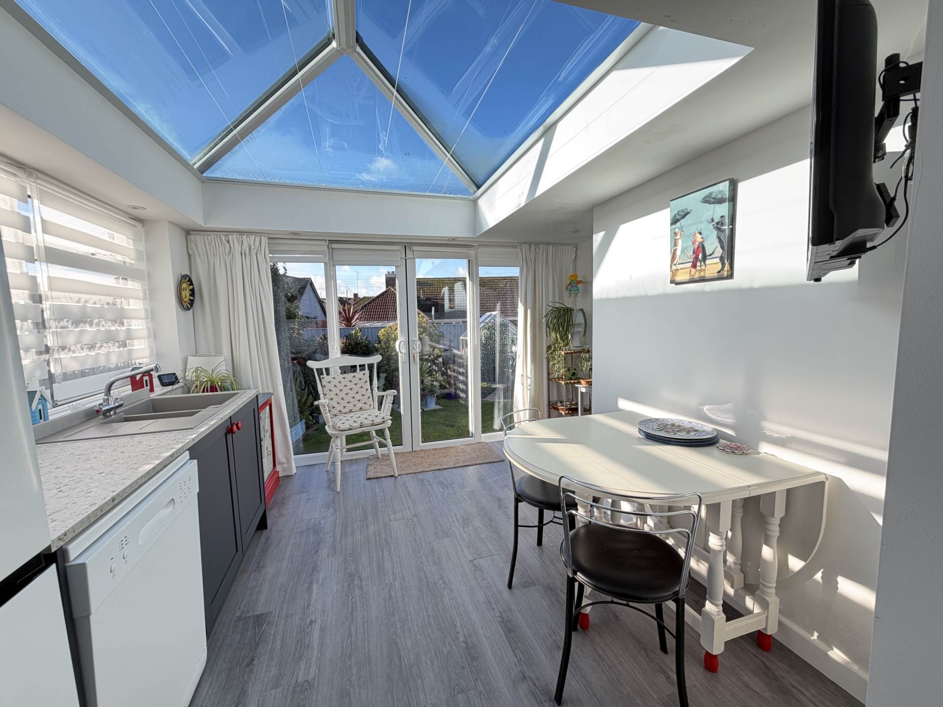 Elmfield Crescent, Exmouth, Image 3