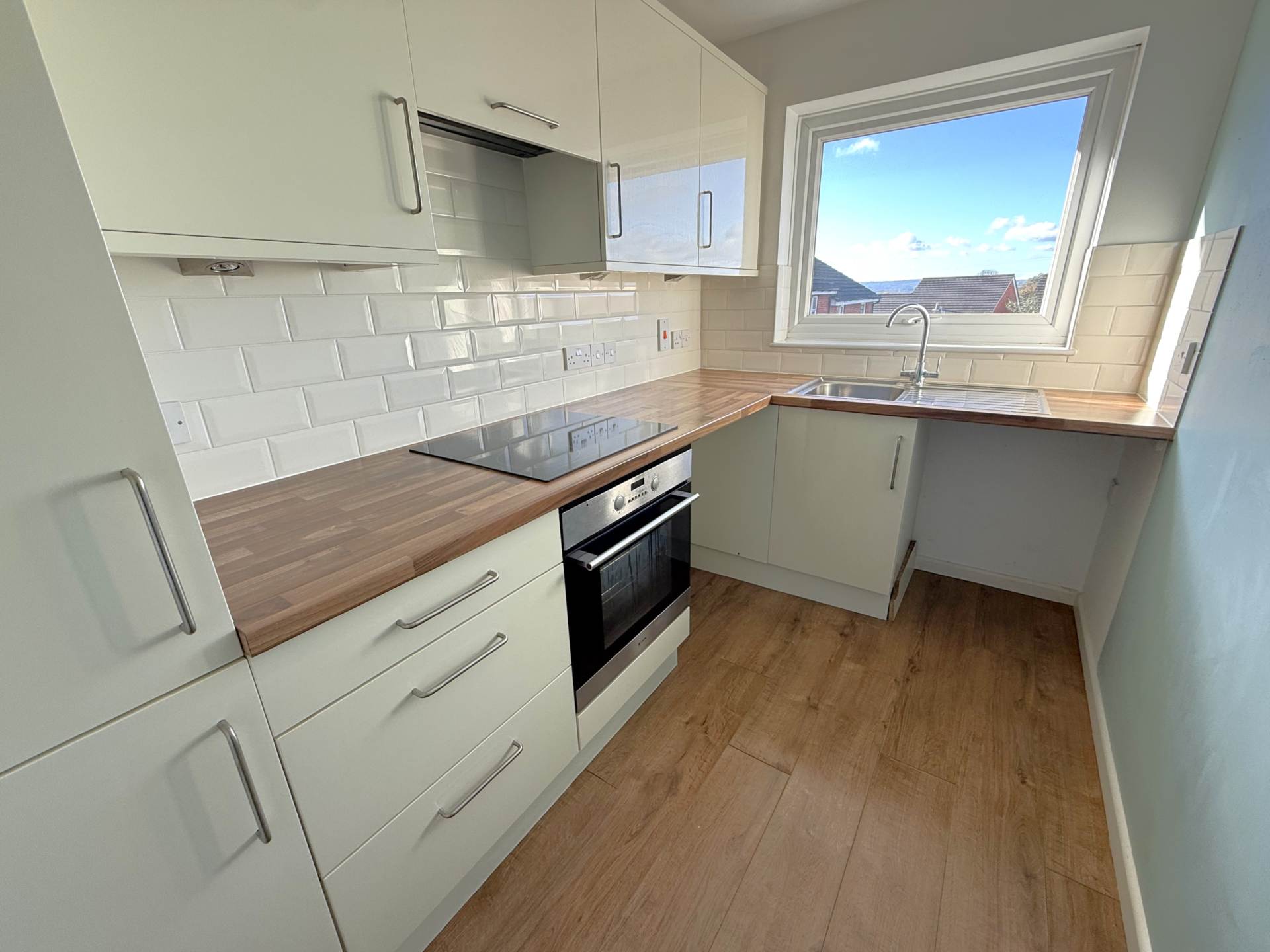 Brittany Road, Exmouth, Image 3