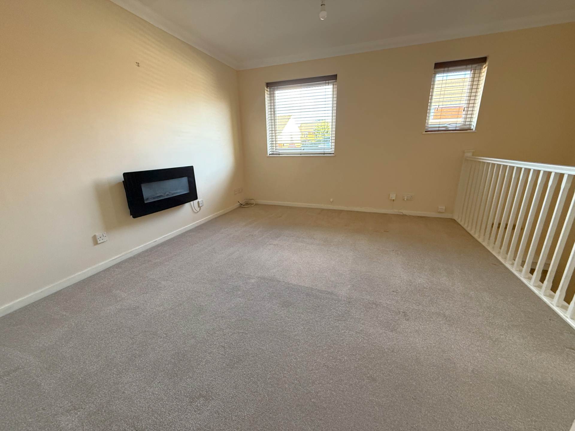 Brittany Road, Exmouth, Image 4