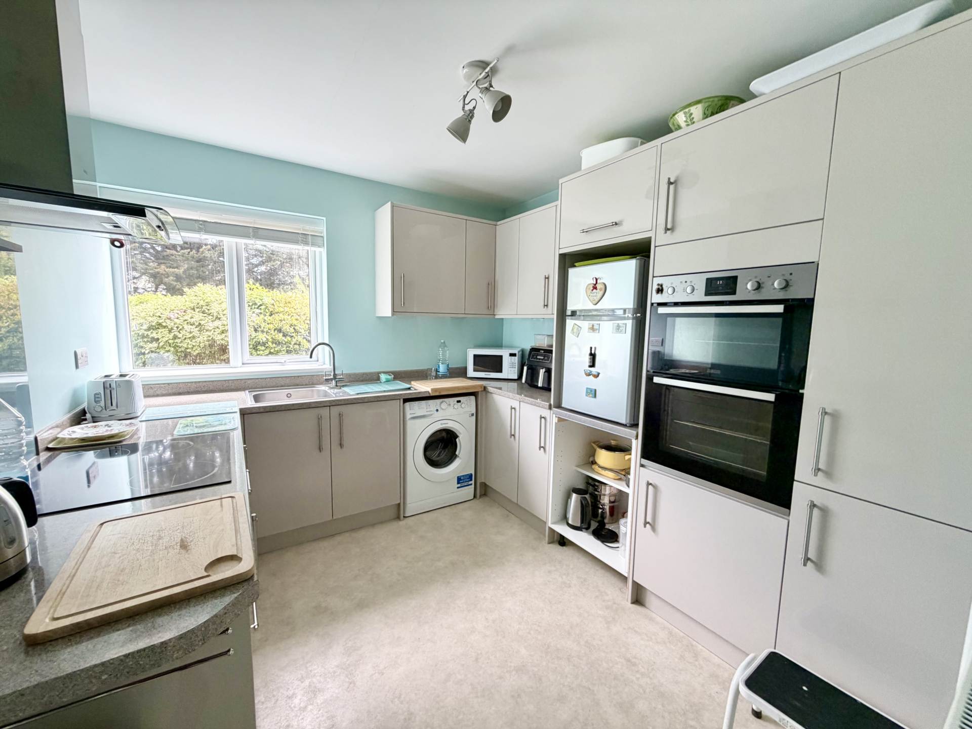 Douglas Avenue, Exmouth, Image 3