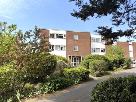 Douglas Avenue, Exmouth, Image 4