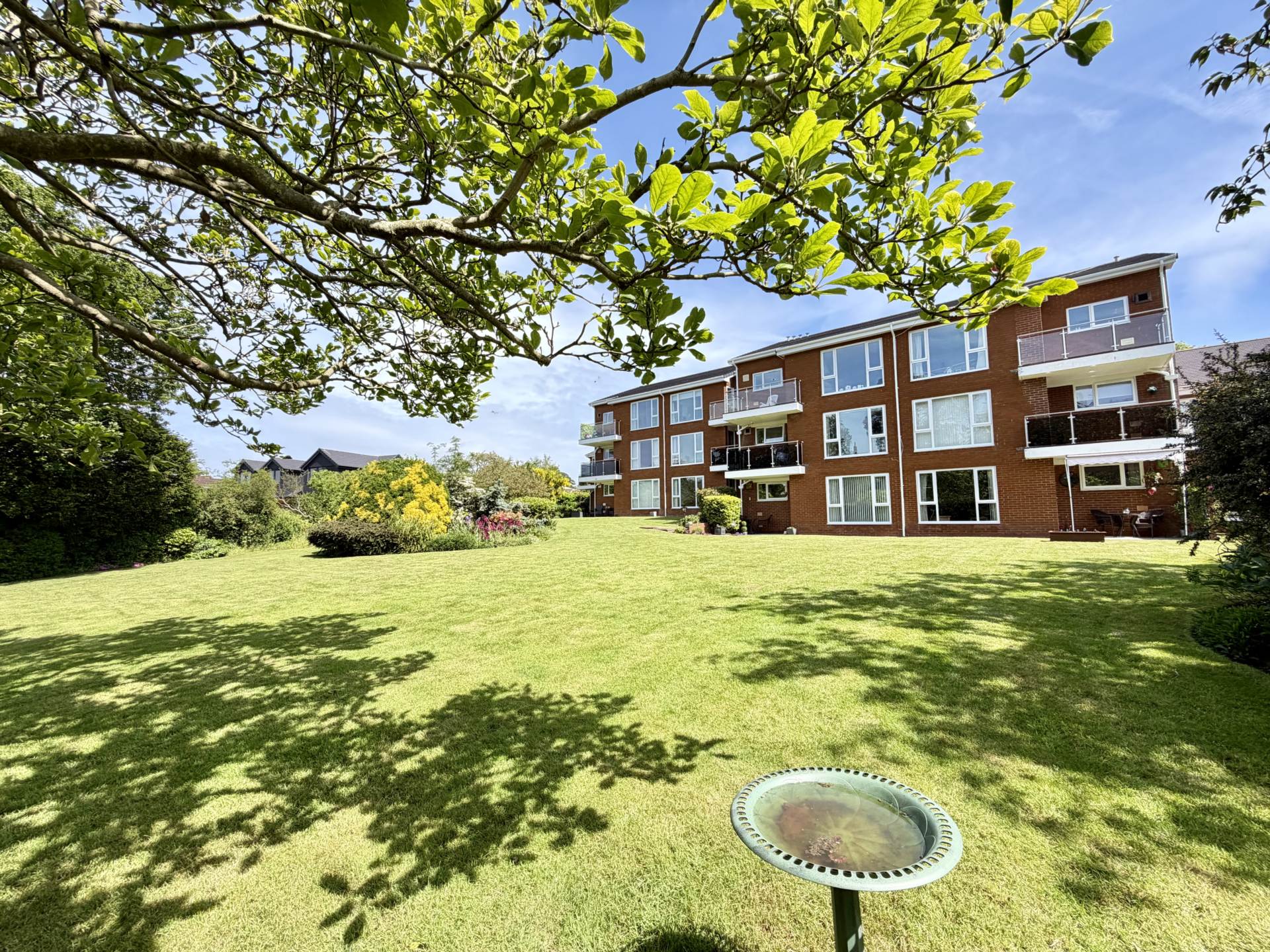 Cranford Avenue, Exmouth, Image 3