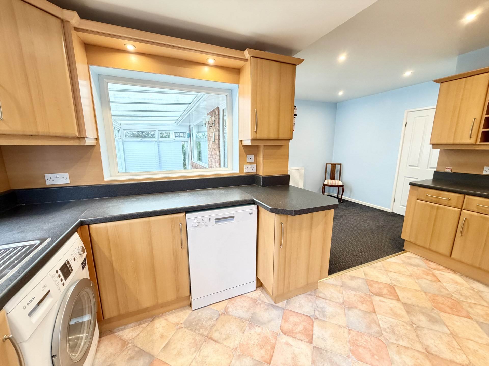 Ryll Court Drive, Exmouth, Image 13