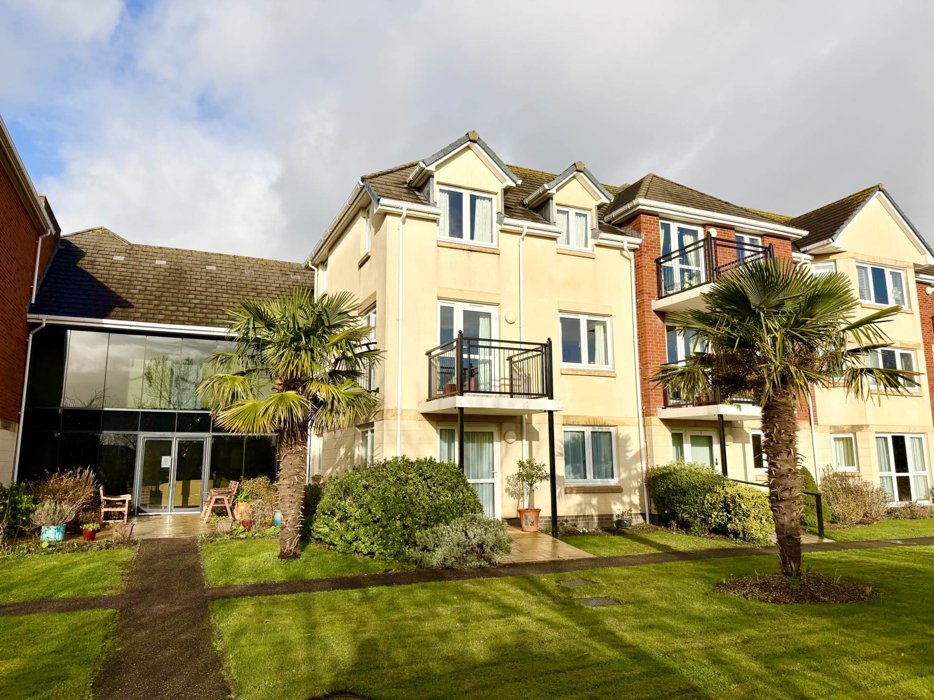 Bronte Court, Exmouth, Image 1