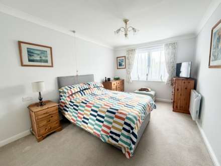 Bronte Court, Exmouth, Image 4