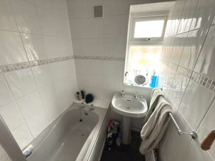 Nelson Drive, Exmouth, Image 9