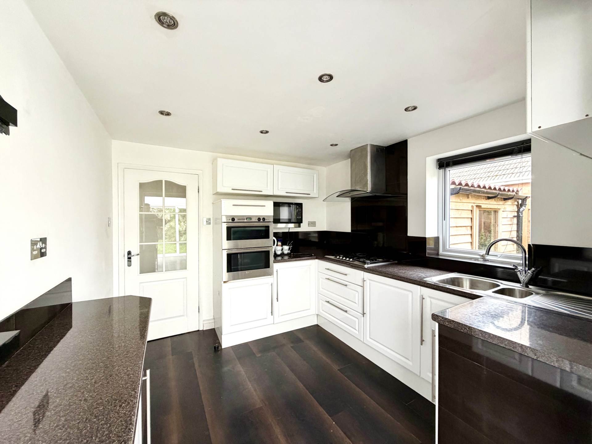 Mount Pleasant Avenue, Exmouth, Image 13