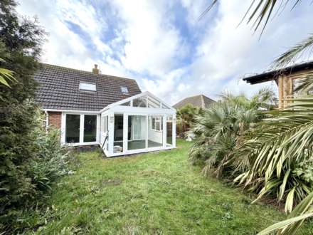 Mount Pleasant Avenue, Exmouth, Image 3