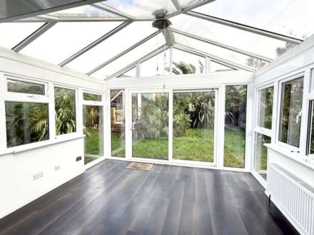 Mount Pleasant Avenue, Exmouth, Image 5