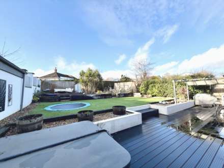 St Johns Road, Exmouth, Image 10