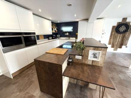 St Johns Road, Exmouth, Image 12