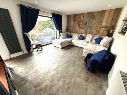 St Johns Road, Exmouth, Image 4