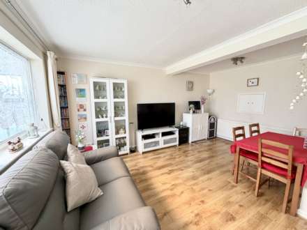 Maple Drive, Exmouth, Image 2