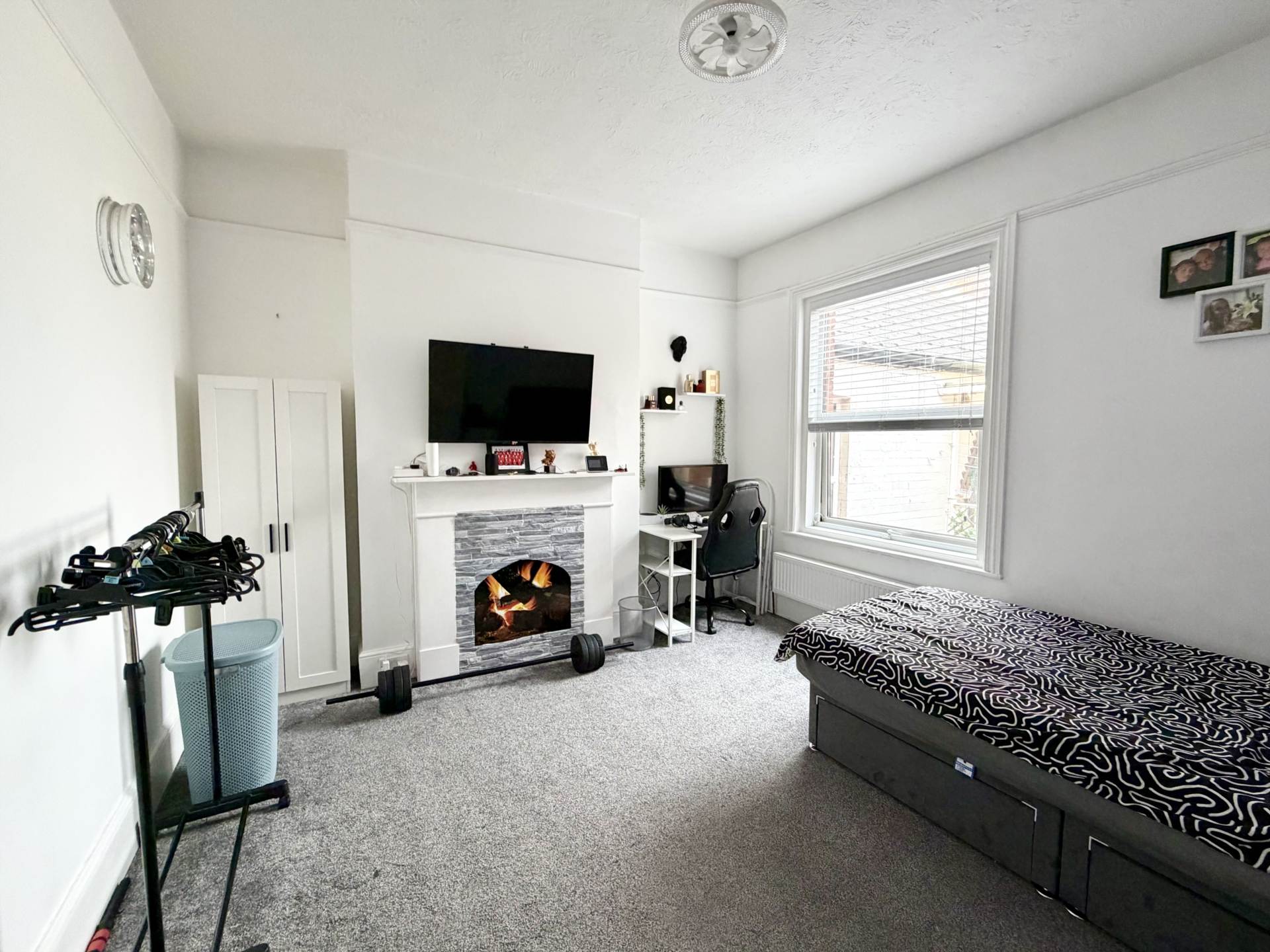 Victoria Road, Exmouth, Image 5