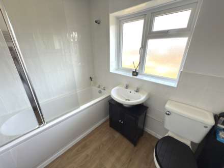 Lovelace Crescent, Exmouth, Image 10