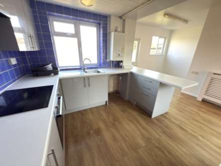 Lovelace Crescent, Exmouth, Image 6