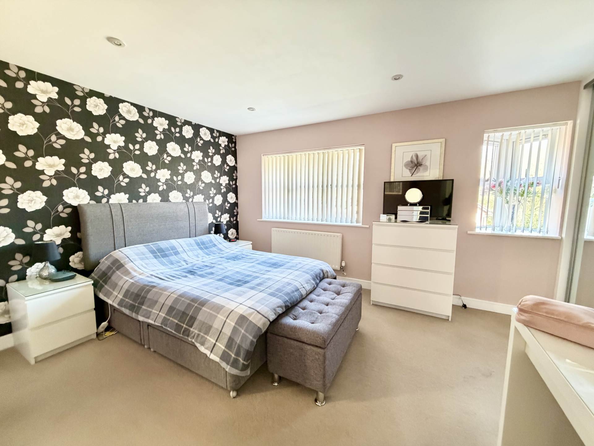 Port Mer Close, Exmouth, Image 5