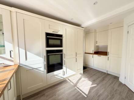 Port Mer Close, Exmouth, Image 17