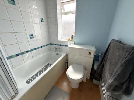 Rosebery Road, Exmouth, Image 10