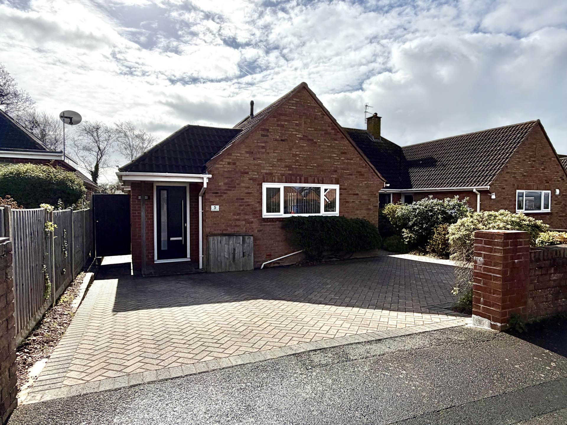 Ryll Court Drive, Exmouth, Image 15