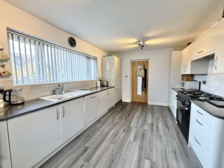 Ryll Court Drive, Exmouth, Image 12