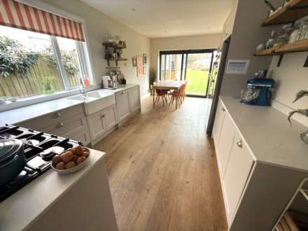 Halsdon Avenue, Exmouth, Image 2