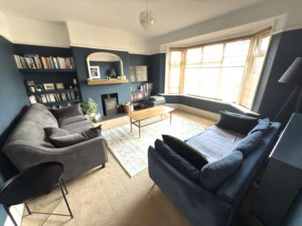 Halsdon Avenue, Exmouth, Image 5