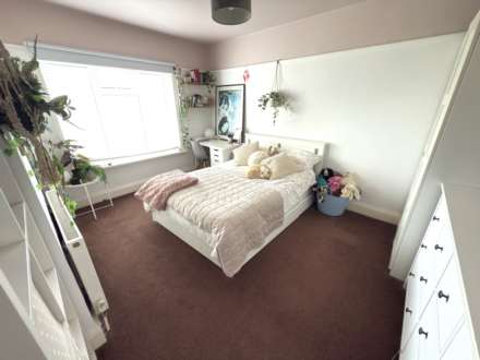 Halsdon Avenue, Exmouth, Image 9