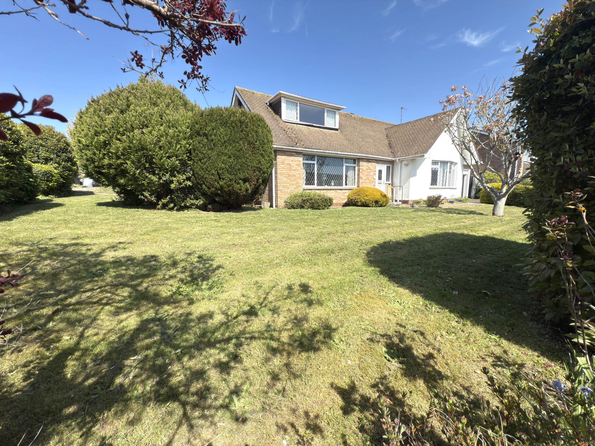 Douglas Avenue, Exmouth, Image 1